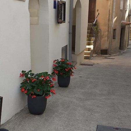 شقة Old Town Lux باشْكا المظهر الخارجي الصورة