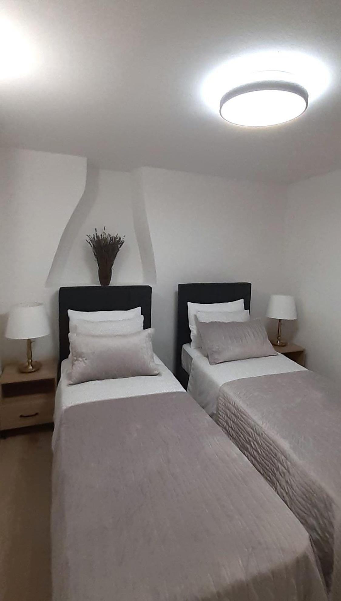شقة Old Town Lux باشْكا المظهر الخارجي الصورة